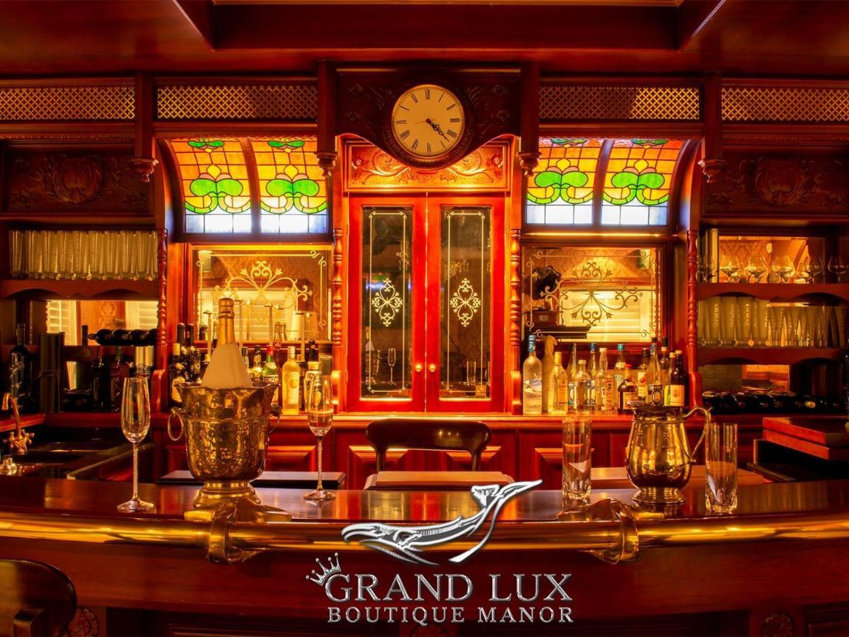 Готель Grand Lux Boutique Manor Германус Екстер'єр фото