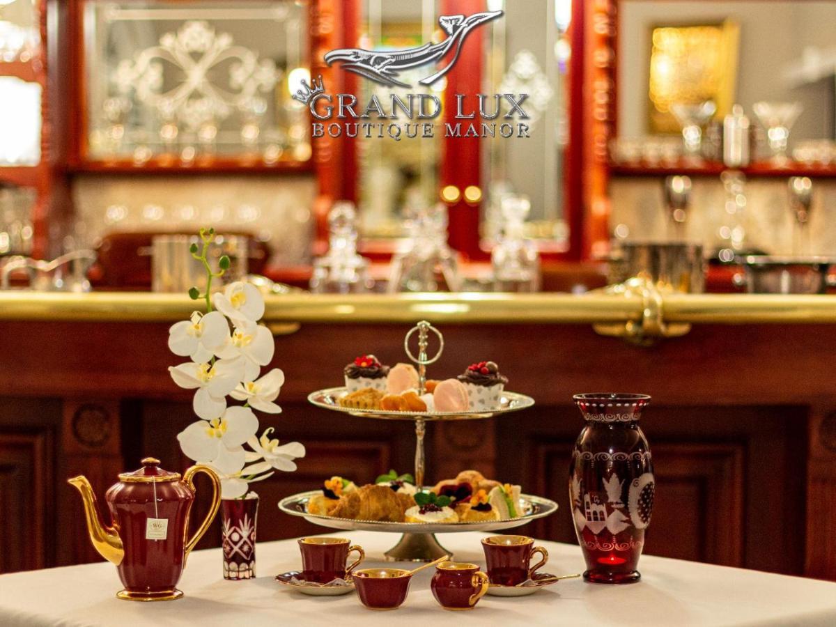 Готель Grand Lux Boutique Manor Германус Екстер'єр фото