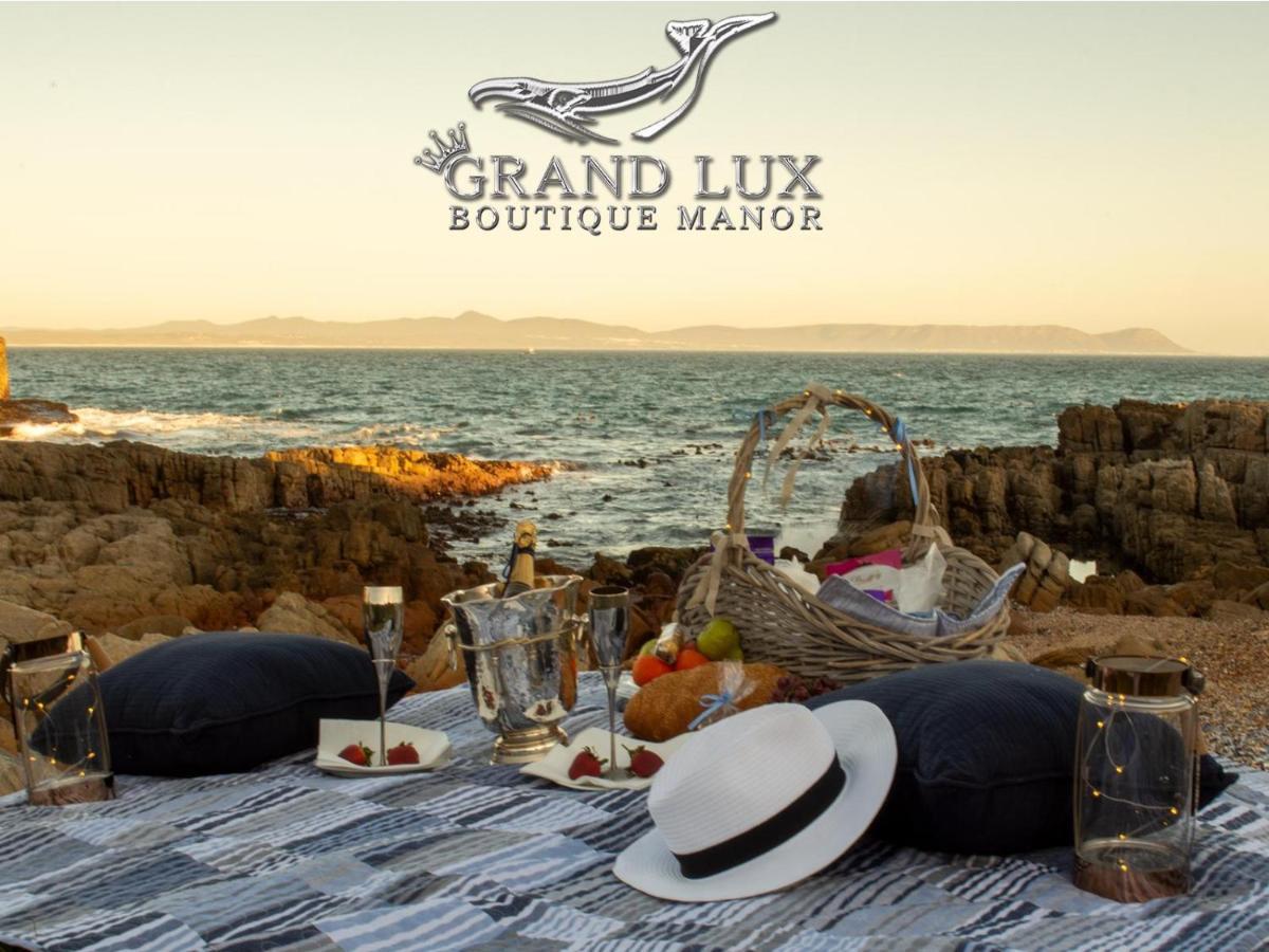 Готель Grand Lux Boutique Manor Германус Екстер'єр фото