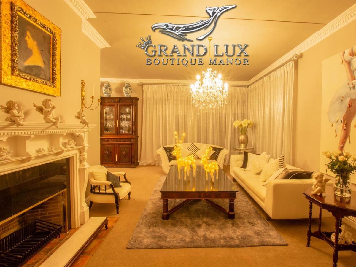 Готель Grand Lux Boutique Manor Германус Екстер'єр фото