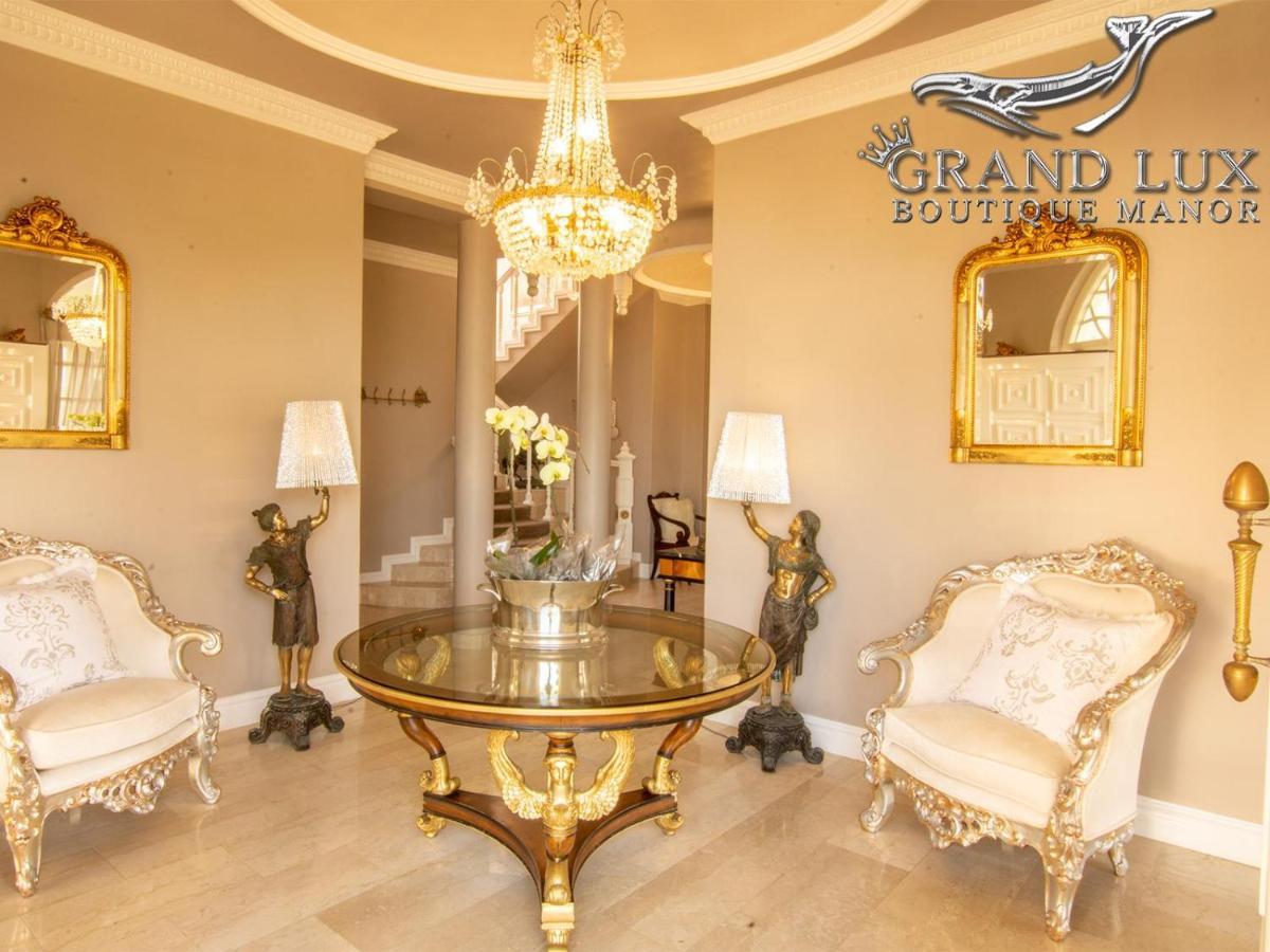 Готель Grand Lux Boutique Manor Германус Екстер'єр фото