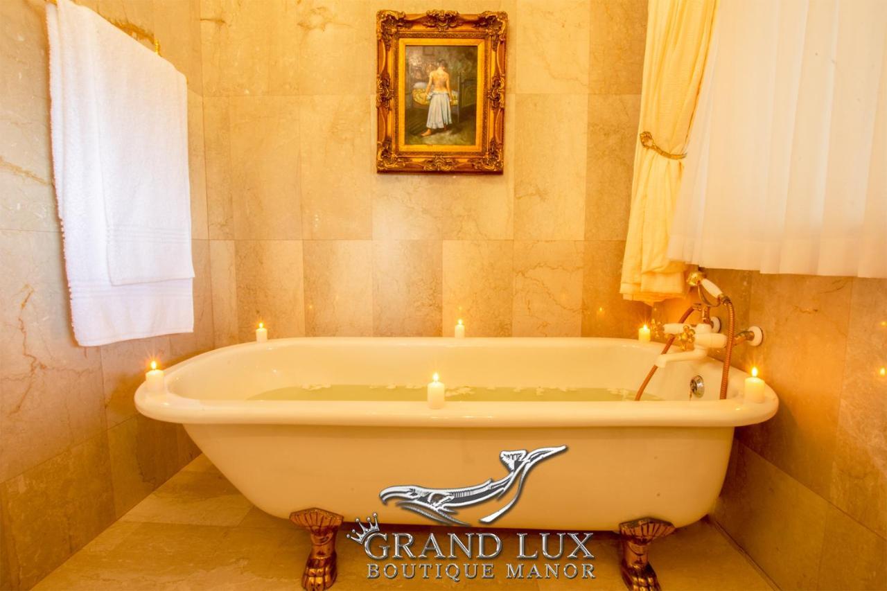 Готель Grand Lux Boutique Manor Германус Екстер'єр фото