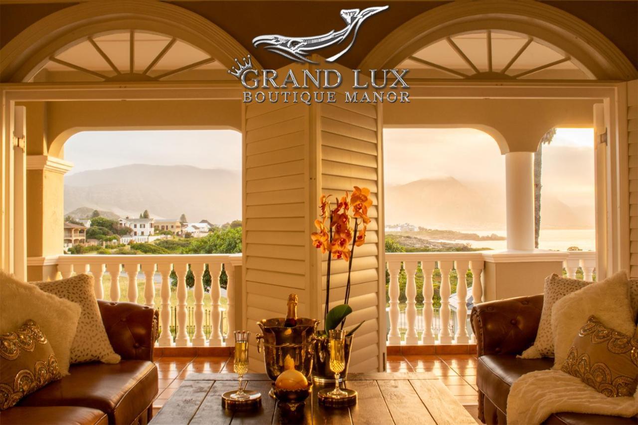 Готель Grand Lux Boutique Manor Германус Екстер'єр фото